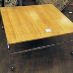 97 8047 COFFEE TABLE